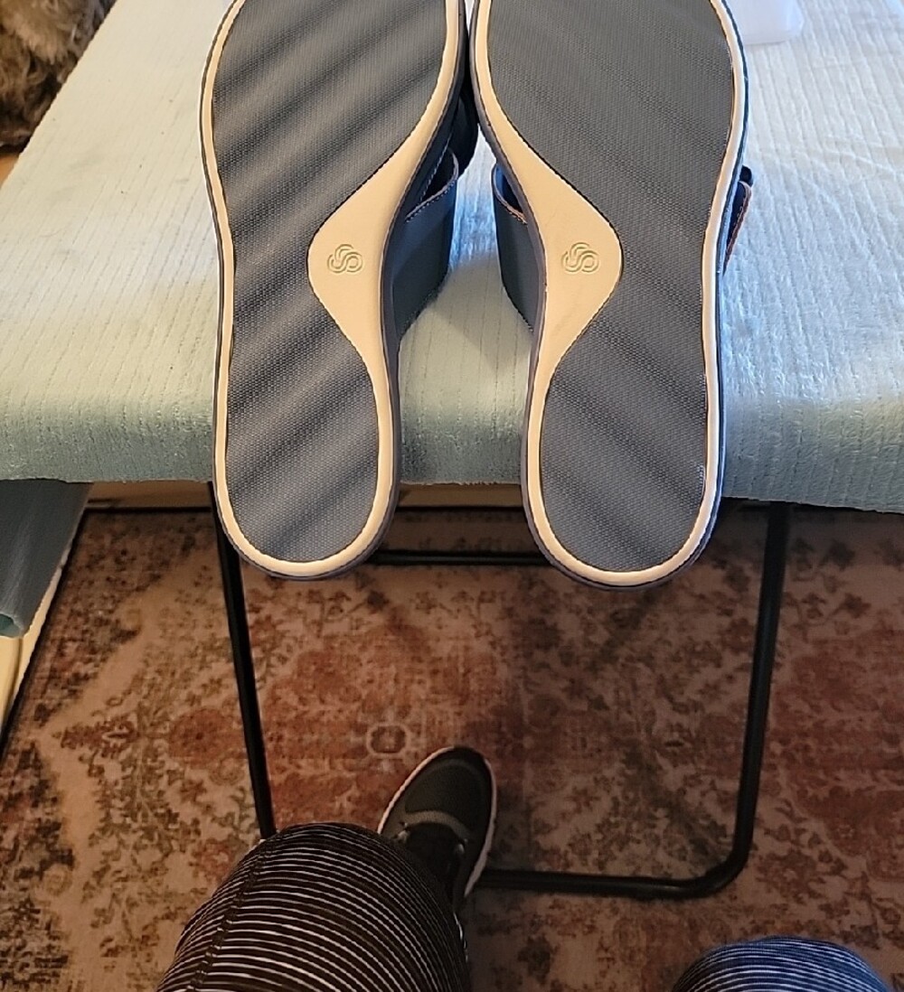 Clarks Women's Slide Sandals in Blue with Cork Cushioned Footbed. Cloudsteppers - Picture 3 of 4